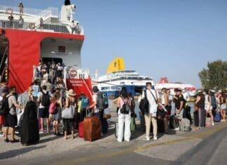 Αισιόδοξα τα μηνύματα για την επιβατική κίνηση στην ακτοπλοΐα εφέτος
