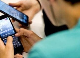 Περισσότερα από 5 δισ. έξυπνα κινητά τηλέφωνα και social media επιδρούν στο ηλεκτρονικό εμπόριο