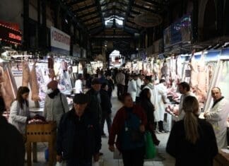 Ελλείψεις αμνοεριφίων στην ελληνική αγορά το Πάσχα, σηματοδοτούν οι αυξημένες εξαγωγές