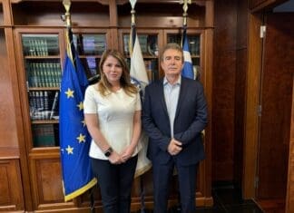 Συνάντηση εργασίας Μιχάλη Χρυσοχοΐδη και Κατερίνας Παπακώστα για το θέμα της ενδοοικογενειακής βίας