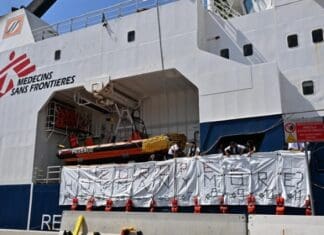 Οι Γιατροί Χωρίς Σύνορα αναστέλλουν τις επιχειρήσεις τους στην κεντρική Μεσόγειο
