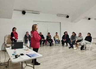 Ο E.E.Σ. προσφέρει ψυχοκοινωνική υποστήριξη στους κατοίκους της Σαντορίνης