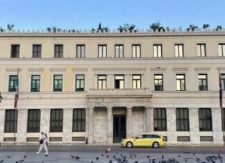 Δήμος Αθηναίων: Δωρεάν στέγαση έκτακτης ανάγκης στην Αθήνα για 200 οικογένειες από τις σεισμόπληκτες Κυκλάδες σε συνεργασία με την Airbnb.org