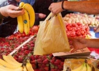 Διασύνδεση των λαϊκών αγορών με τον τουριστικό χάρτη της Ελλάδας προτείνουν εκπρόσωποι του κλάδου