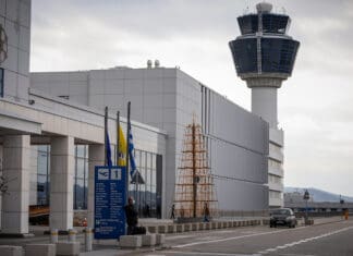 «Πετάει» το Α’ δίμηνο η επιβατική κίνηση στα αεροδρόμια της χώρας