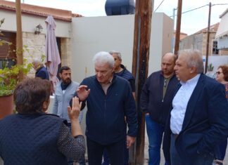 Στις Βούτες εκτάκτως ο Δήμαρχος Ηρακλείου με στελέχη της Δημοτικής Αρχής και μηχανικούς της Τεχνικής Υπηρεσίας (βίντεο)