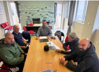 Ο Παραολυμπιονίκης ποδηλασίας Νίκος Παπαγγελής με το Wheels Of Will στον Άγιο Νικόλαο