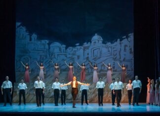 Μίκης Θεοδωράκης | Ζορμπάς στο Πολιτιστικό Συνεδριακό Κέντρο Ηρακλείου (βίντεο)