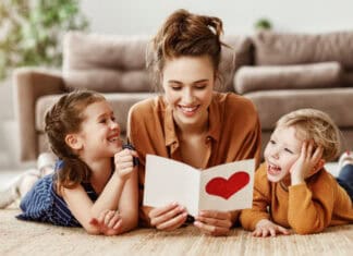 Σύνδεσμος Μελών Γυναικείων Σωματείων Ηρακλείου και Ν. Ηρακλείου – Εκδήλωση για την Παγκόσμια Ημέρα Μητέρας