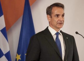 Στην εκδήλωση για την υπογραφή της σύμβασης κατασκευής του τμήματος Ηράκλειο-Χανιά του ΒΟΑΚ ο Κυρ. Μητσοτάκης