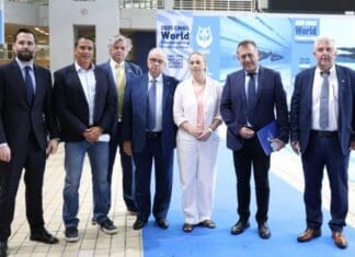 Ο Γ. Βρούτσης στην τελετή έναρξης του 15ου Παγκοσμίου Πρωταθλήματος Ελεύθερης Κατάδυσης Πισίνας