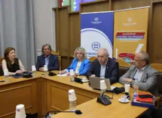 Πρωτοποριακή συνεργασία Περιφέρειας Κρήτης και ΕΚΠΑ για τη διαχείριση κινδύνων και κρίσεων στο σχολικό περιβάλλον