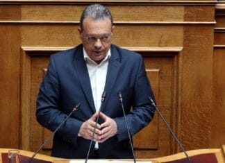 Σ. Φάμελλος: Ο κ. Μητσοτάκης επιχειρεί επικίνδυνο αποπροσανατολισμό με το μεταναστευτικό