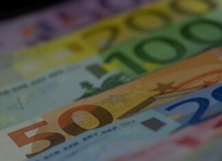 Ποιοι θα δουν αύξηση στο επίδομα αδείας φέτος