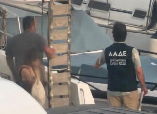 ΑΑΔΕ – Επιχείρηση «Κρουαζιέρα θα σε πάω»: Φοροδιαφυγή σε ημερόπλοια της Σαντορίνης