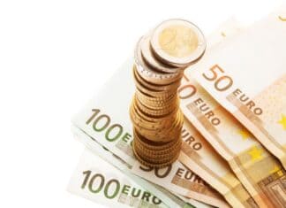 Αμοιβή Δεκαπενταύγουστου 2025: Τι ισχύει για εργαζόμενους και μισθούς στον ιδιωτικό τομέα