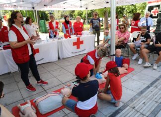 Ο Ε.E.Σ. τιμά την Παγκόσμια Ημέρα Πρώτων Βοηθειών με μεγάλη δράση στην Πλατεία Συντάγματος