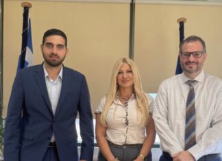 Ο Κωνσταντίνος Κεφαλογιάννης στον Υφυπουργό Περιβάλλοντος και Ενέργειας, Νίκο Τσάφο