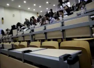 “Τέλoς Οκτωβρίου ξεκινούν τα μη κρατικά πανεπιστήμια”