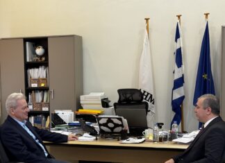 Συνάντηση του Δημάρχου Ηρακλείου Αλέξη Καλοκαιρινού με τον Πρέσβη Αζερμπαϊτζάν στην Ελλάδα Arif Mammadov