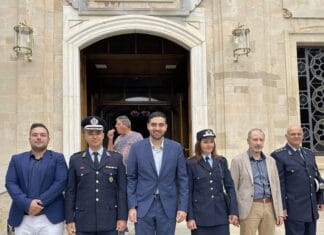 Ο Κωνσταντίνος Κεφαλογιάννης στη δοξολογία του Αγίου Αρτεμίου