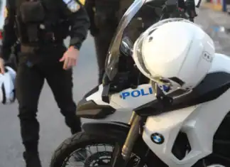 Ληστείες με την απειλή όπλου σε βάρος διανομέων σε Άλιμο και Αργυρούπολη