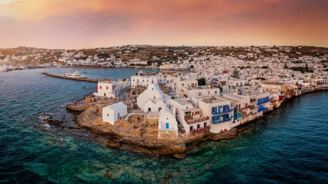 shutterstock_2044186883-1080x607