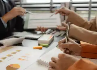 Κατατέθηκε το νέο Εργασιακό νομοσχέδιο – Προκαλεί ήδη έντονη πολιτική αντιπαράθεση