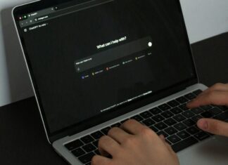 Ποια είναι η κορυφαία γλώσσα για εποικοινωνία με την Τεχνητή Νοημοσύνη