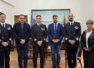 Στον Δήμαρχο Χανίων, ο Διοικητής του Πρώτου Τομέα του Ιταλικού Πολεμικού Ναυτικού, Υποναυάρχος Massimo Bonu