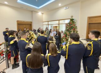 Επετειακά κάλαντα στην Περιφέρεια Κρήτης για τα 125 χρόνια της Φιλαρμονικής Νεάπολης