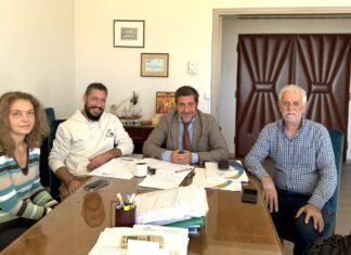 Συνάντηση εργασίας του Αντιπεριφερειάρχη Λασιθίου Γιάννη Ανδρουλάκη με τον Πρόεδρο της Κοινότητας Ελούντας για θέματα υποδομών