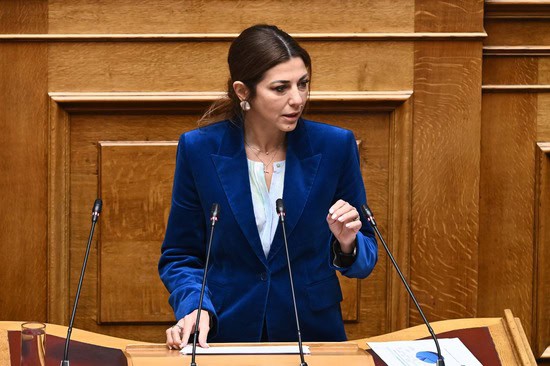 c7b6dddd-23ca-41ea-b4ca-65f113e3b44c