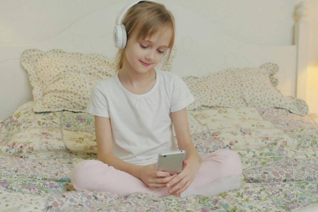 vitaly-gariev-WHXI5Ciuu0c-unsplash