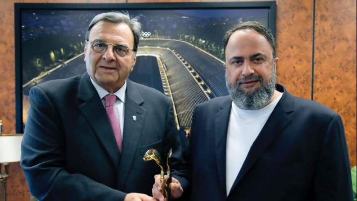 w15-134934VaggelisMarinakisIsidorosKouvelos