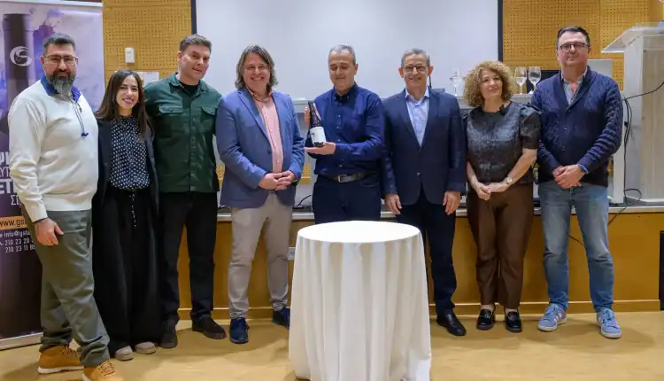 syllektikos-oinos-moyseiokazantzaki4-750x430