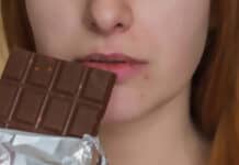 Σοκολάτα και ακμή: Μύθος ή αλήθεια – Τι δείχνουν οι έρευνες