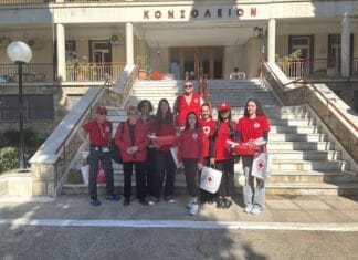 Ο Ε.Ε.Σ. προσέφερε στιγμές χαράς και κοινωνικοποίησης σε ηλικιωμένους στο Γηροκομείο Αθηνών εν όψει του Πάσχα