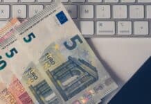 ΚΕ.Π.Ε.Α./ΓΣΕΕ: Πότε καταβάλλεται το δώρο Πάσχα – Τι πρέπει να κάνει ο εργαζόμενος αν δεν του καταβληθεί