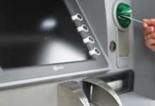 Τράπεζες: Τι ισχύει για τις συναλλαγές σήμερα Μεγάλη Δευτέρα