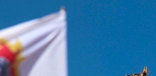 Πάνω από 18.500 πυροσβέστες, 4.000 οχήματα, 100 βάσεις drones