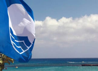 624 Γαλάζιες Σημαίες για τις ελληνικές ακτές