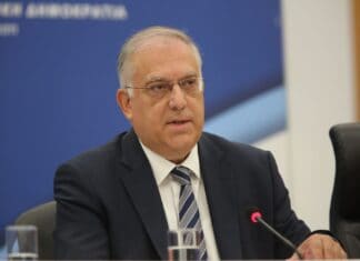Τάκης Θεοδωρικάκος: «Η αντιπολίτευση παράγει παραπολιτική, εμείς αντιμετωπίζουμε τα προβλήματα της κοινωνίας»