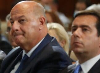 Με πολυσέλιδα υπομνήματα απαντούν στους Ευρωπαίους Εισαγγελείς οι Κ. Τσιάρας και Ν. Μηταράκης