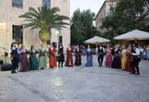Συνεχίζεται δυναμικά το 11ο Φεστιβάλ «Τέχνη Καθ’ Οδόν» του Δήμου Ηρακλείου μετατρέποντας το Ηράκλειο και τα χωριά σε μια απέραντη, ανοιχτή σκηνή πολιτισμού