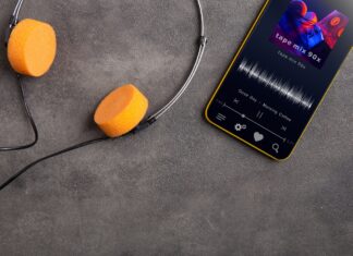 Η Deezer λανσάρει εργαλείο που αποκαλύπτει αν η μουσική που ακούτε είναι από AI