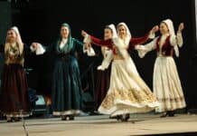 Ιστορικό αντάμωμα παράδοσης και ενότητας στην εκδήλωση «Στα βήματα του Λυκείου των Ελληνίδων»